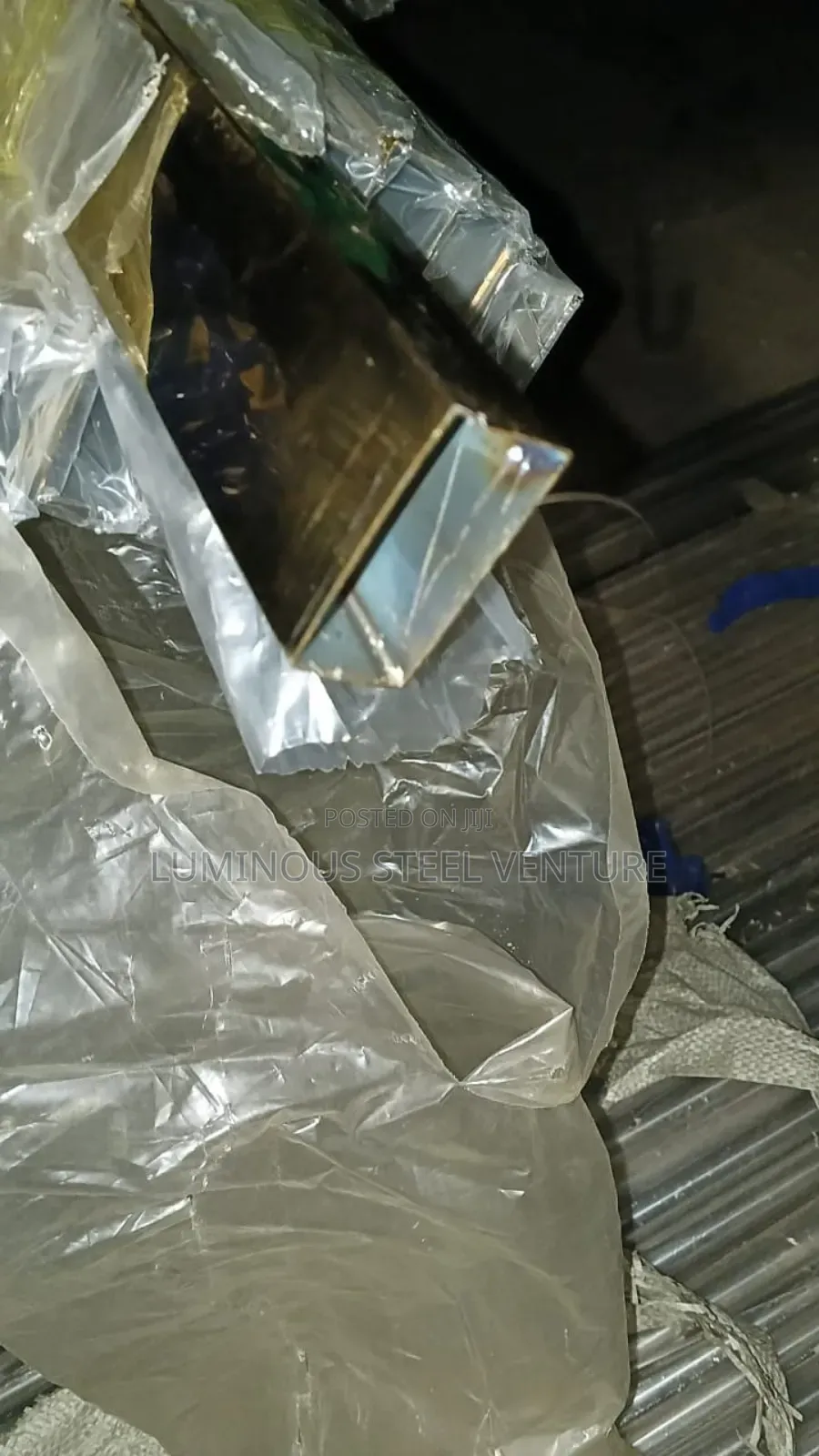 Get Your Gold Pipe 25x50 1.5 Thickness 304 Sus