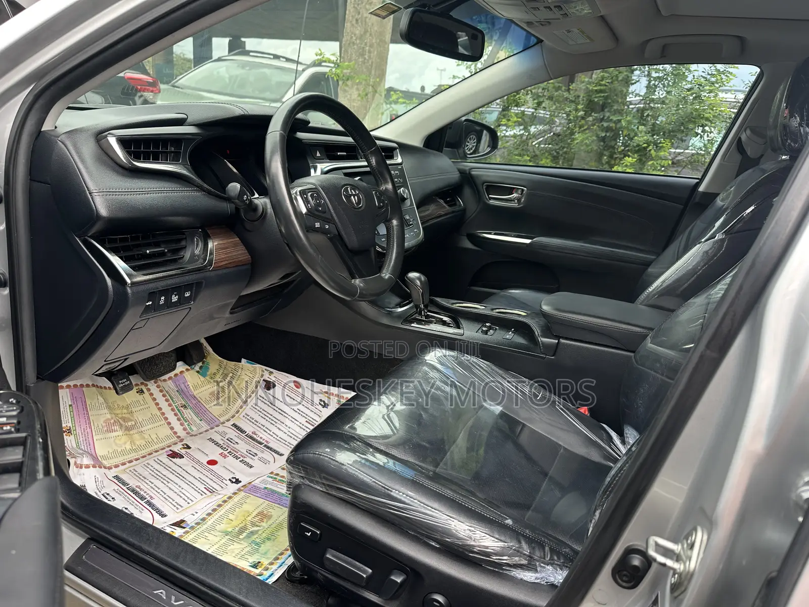 Toyota Avalon Limited 4dr Sedan (3.5L 6cyl 6A) 2015 Silver