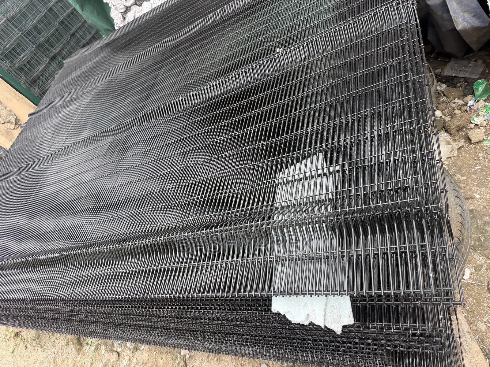 Panel Mesh 2x4 and Anti Finger With Pole and Accessories