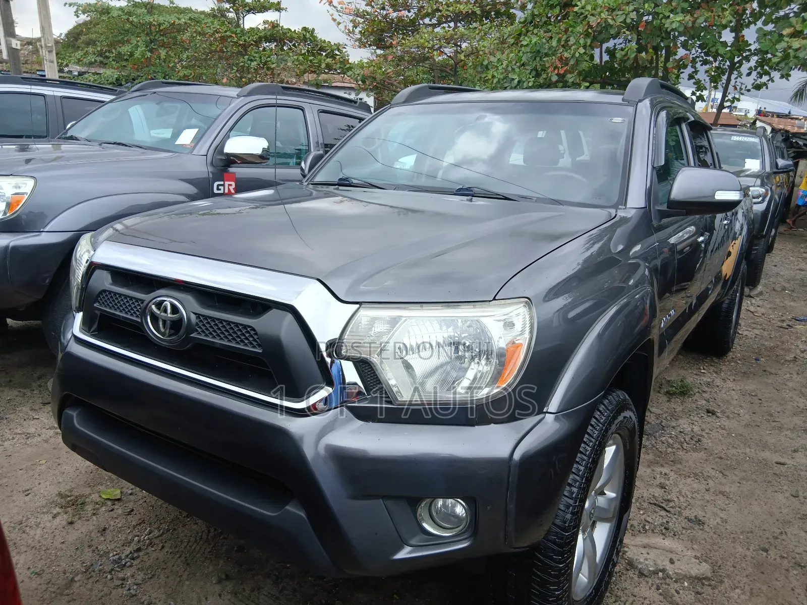 Toyota Tacoma 2dr Regular Cab 4WD 6.1 ft. SB (2.7L 4cyl 5M) 2014 Gray