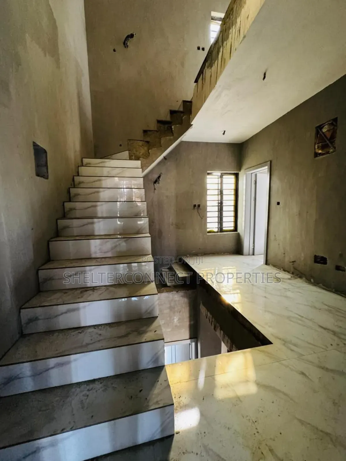 4bdrm Duplex in Berger for sale