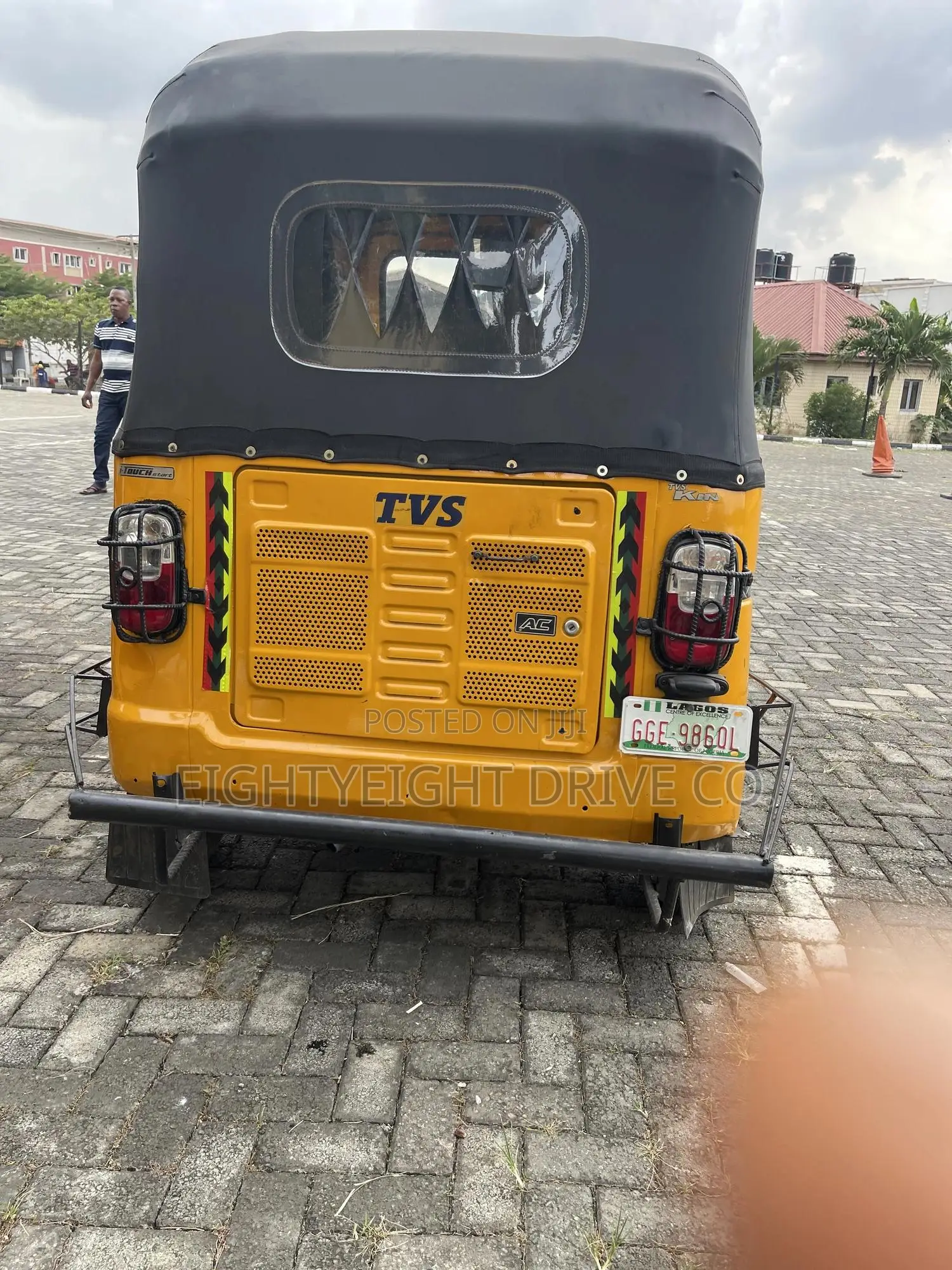 TVS King Deluxe Plus iTouch Start 2024 Yellow