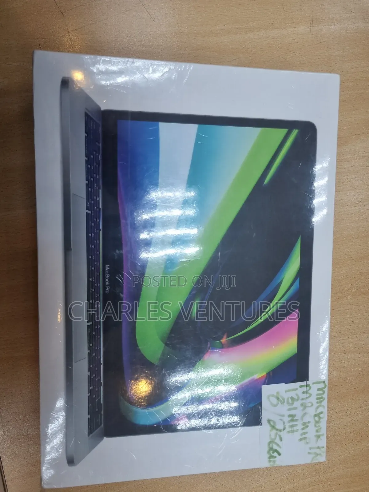 New Laptop Apple MacBook Pro 2023 M2 8GB Intel Core M2 SSD 256GB