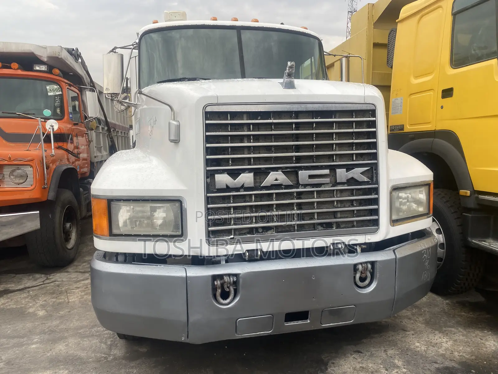 Mack Truck Head 2000 Model
