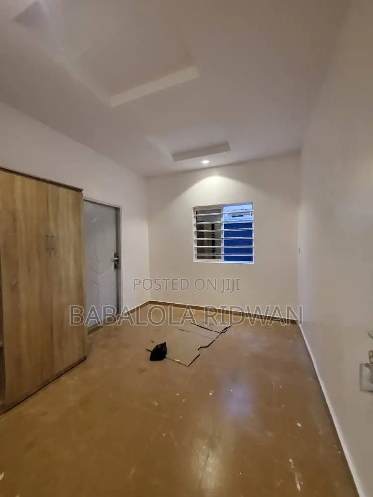 3bdrm Bungalow in Success Estate,, Akala Express for sale