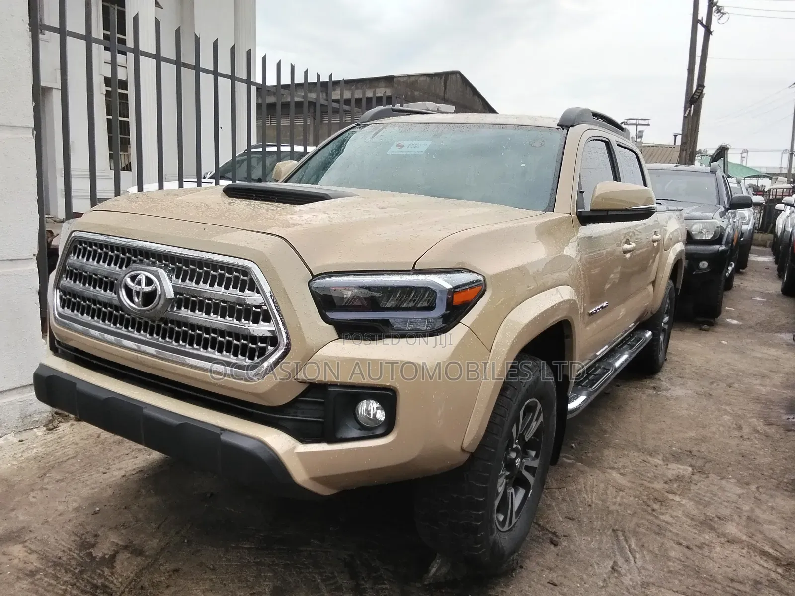 Toyota Tacoma TRD Pro 2017 Gold