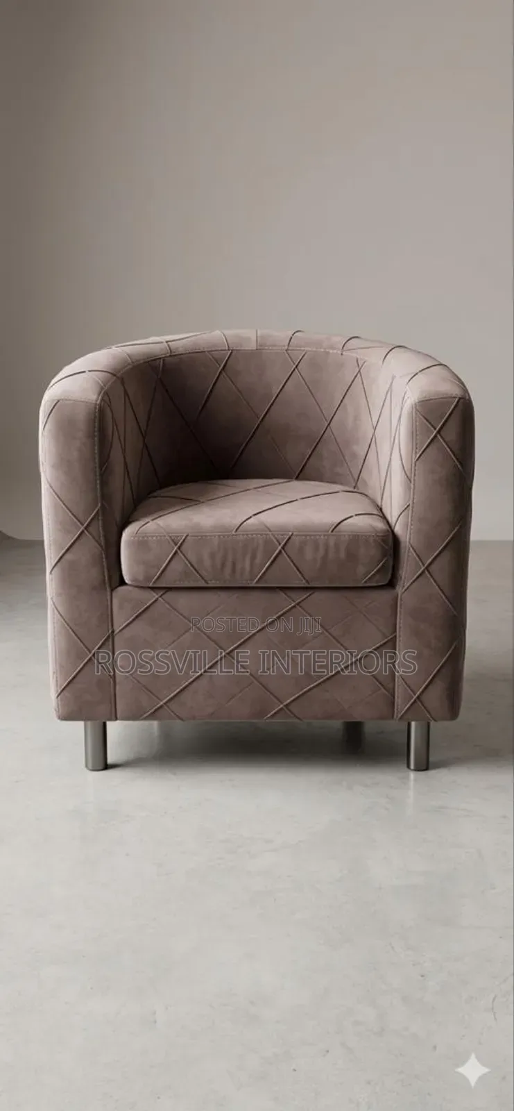 Perfect for Reading, Relaxing, or Working – A Cozy Single Chair