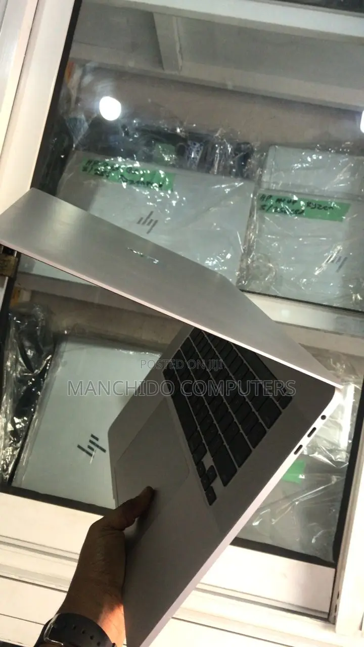 Laptop Apple MacBook Pro 2019 16GB Intel Core i9 SSD 1T