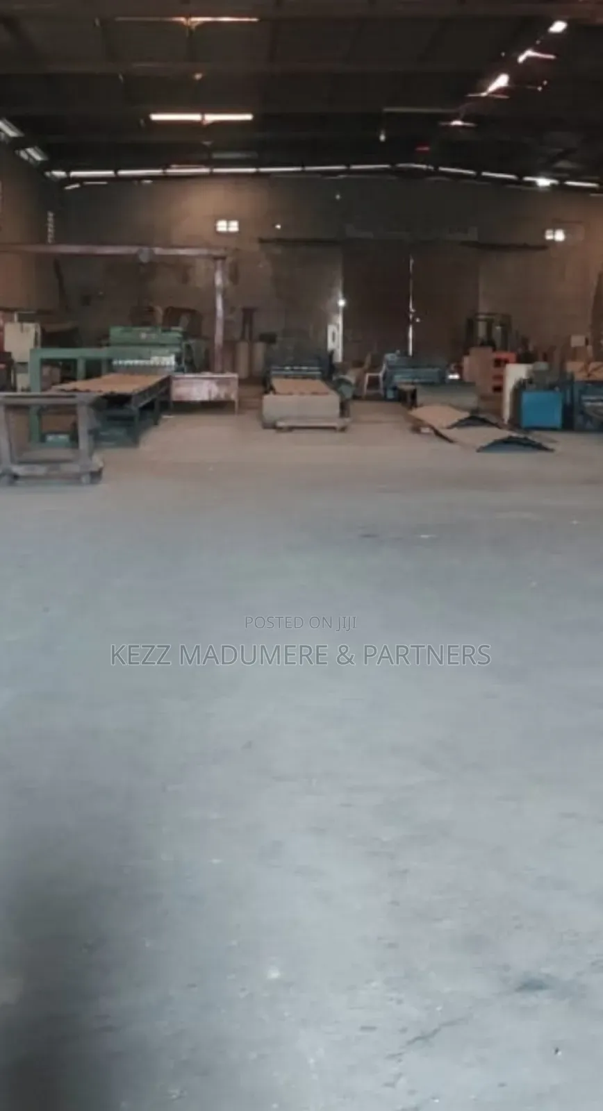 To Let /Lease : 500 SQMTRS Warehouse in Port Harcourt