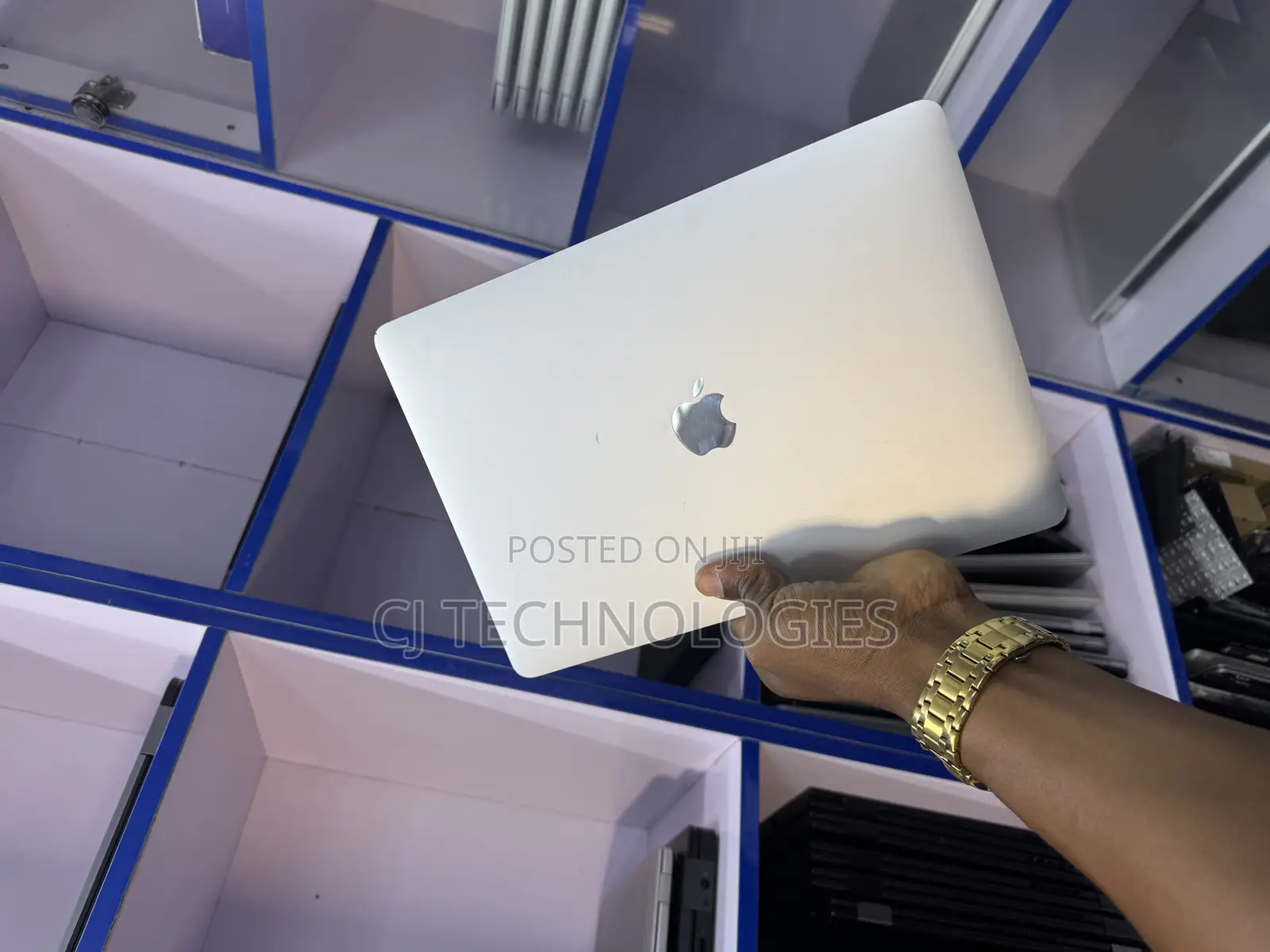 Laptop Apple MacBook Pro 2019 16GB Intel Core i7 SSD 512GB