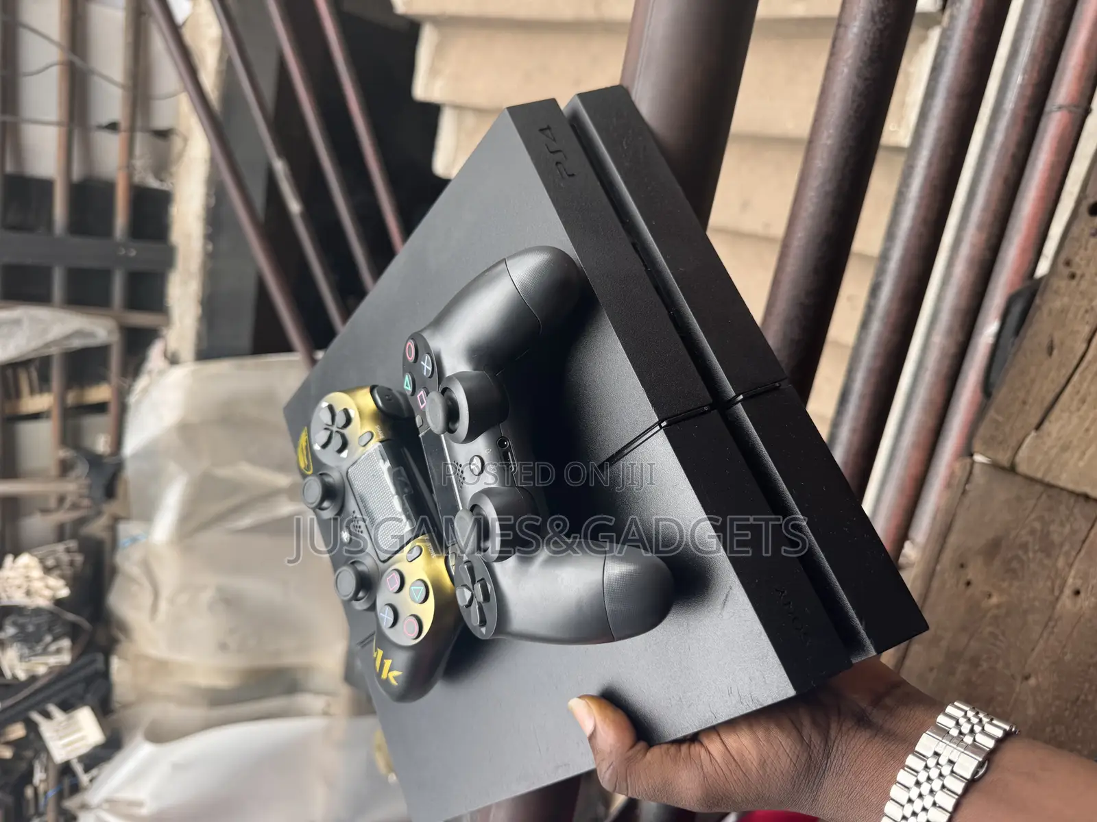 Standard Playstation 4 Console With 2 Wireless Controllers