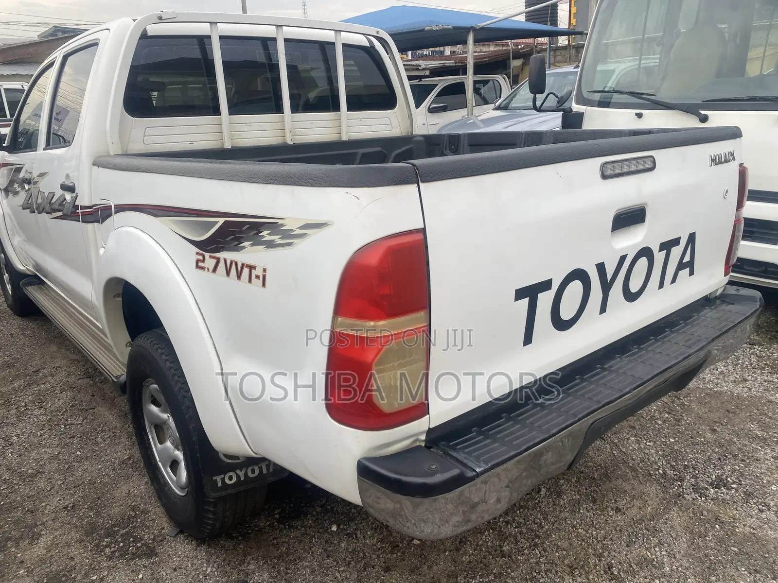 Toyota Hilux 2015 White