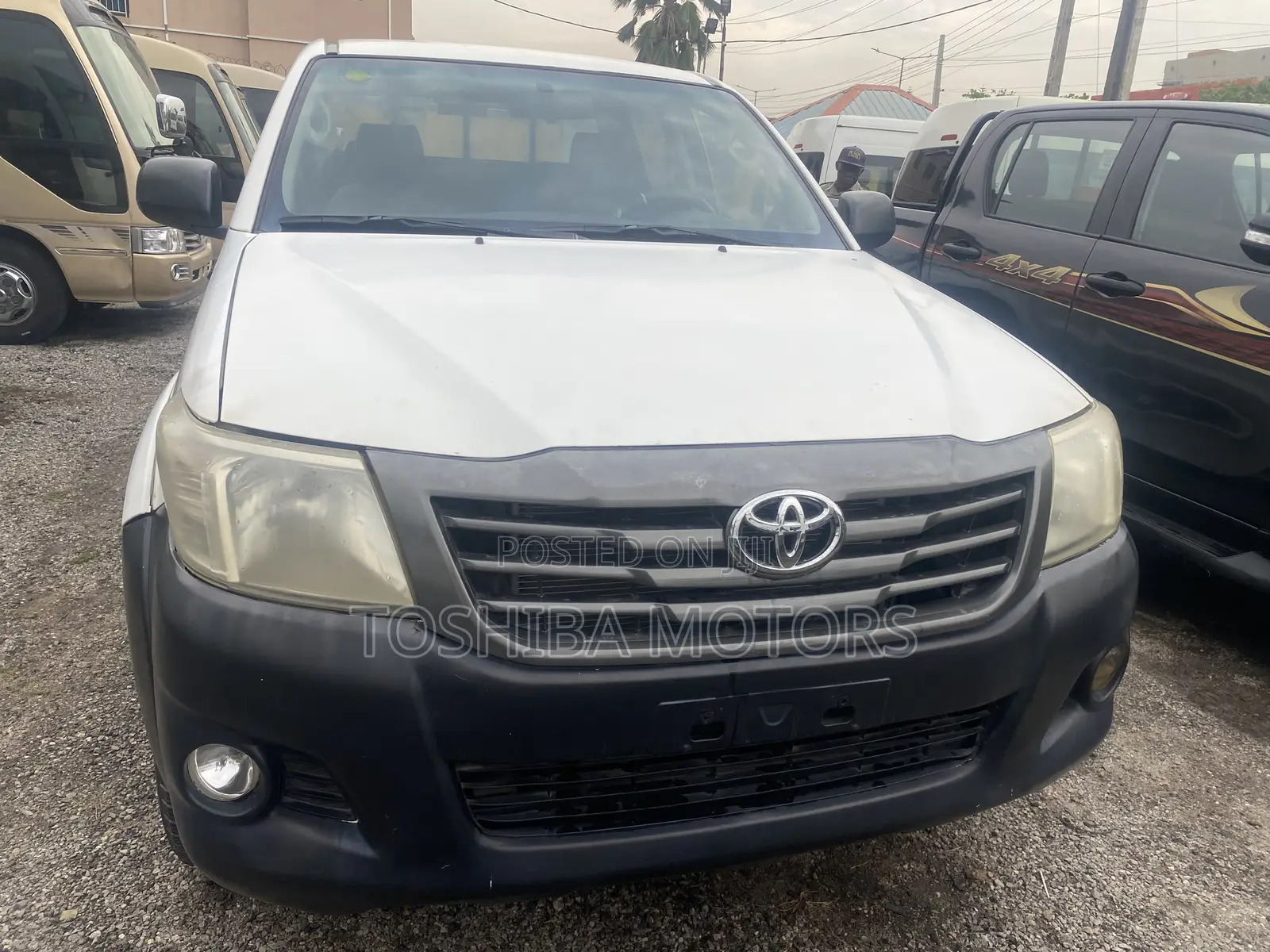 Toyota Hilux 2015 White