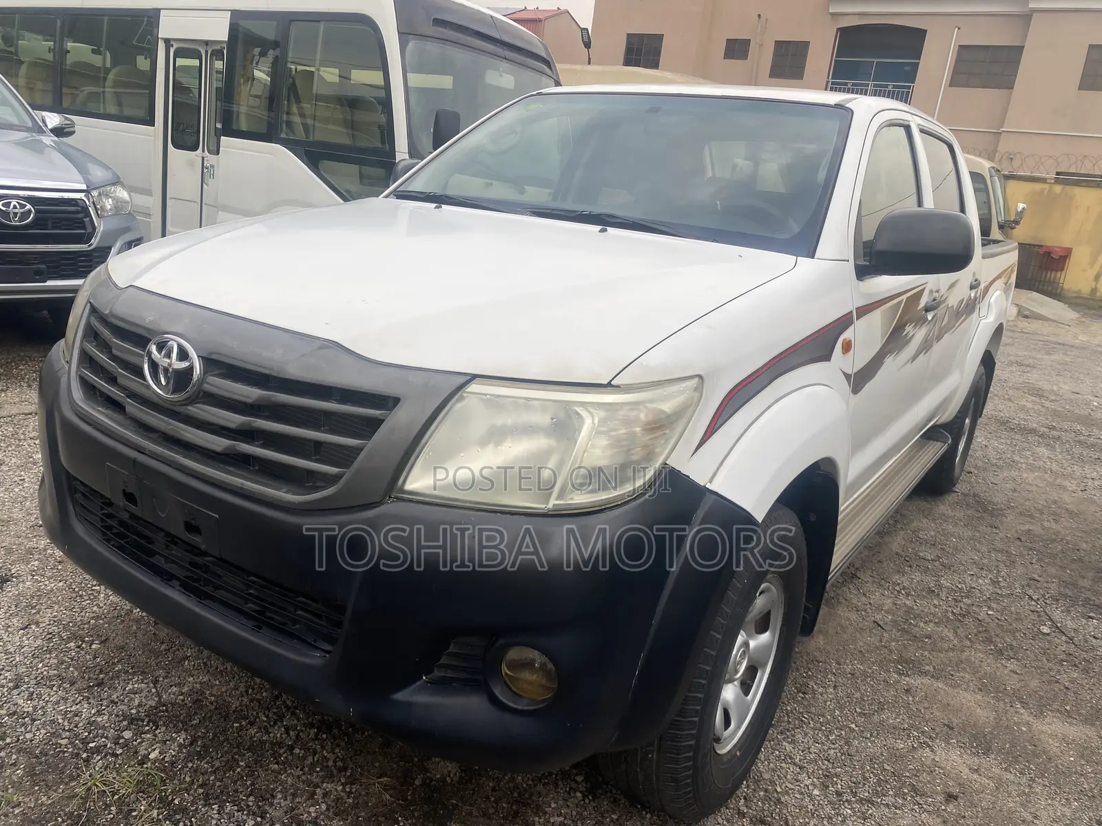 Toyota Hilux 2015 White