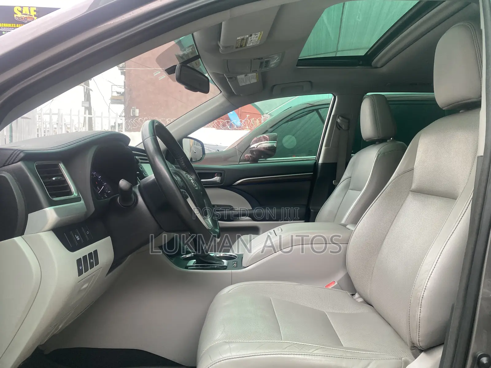 Toyota Highlander Limited 4dr SUV AWD (3.5L 6cyl 6A) 2014 Gray