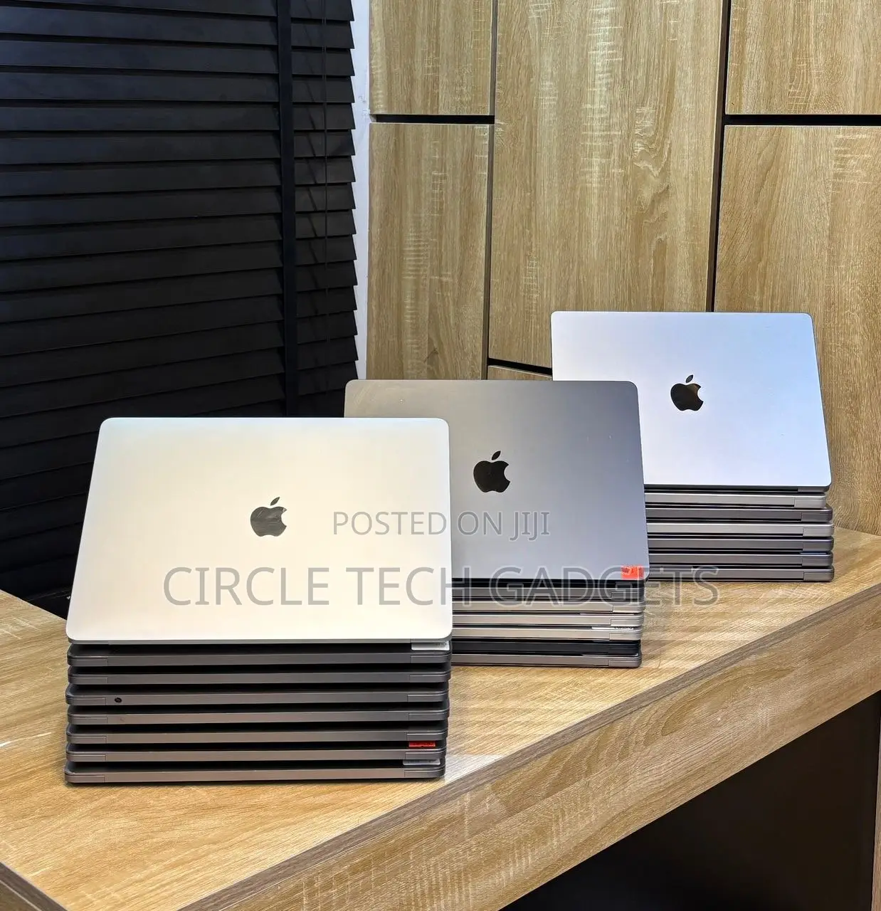 Laptop Apple MacBook Air 2022 M2 8GB Apple M2 SSD 256GB