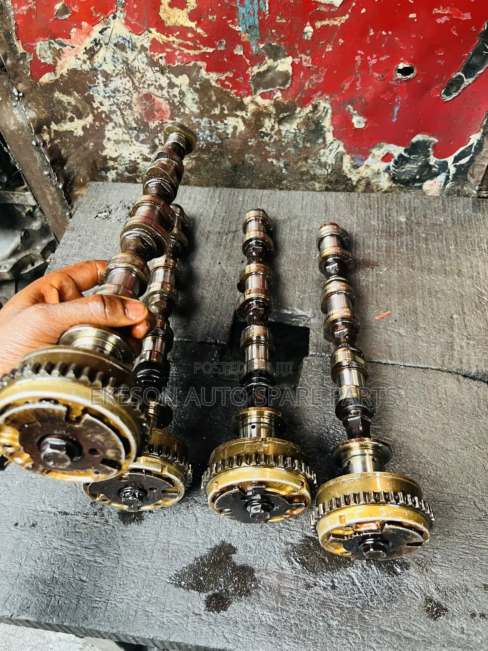 Camshaft or Kinshaft for 3.6 Chevrolet Camaro,Gmc Acadia,Terrain V6
