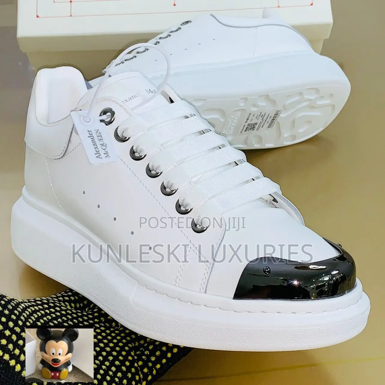Original Alexander McQueen Black / White Leather Sneakers in 2 Colors