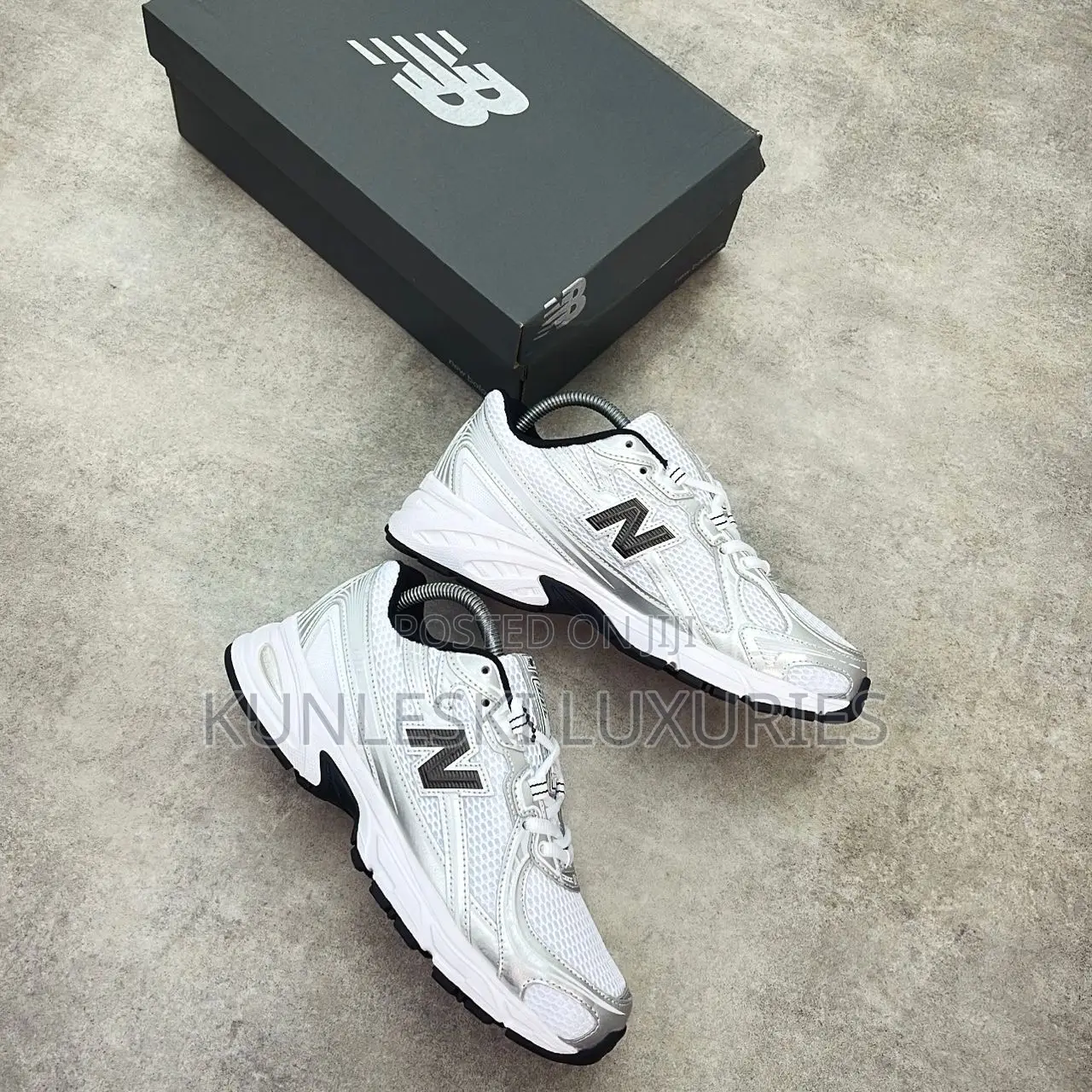 Original New Balance 740 Metallic Sneakers Collections