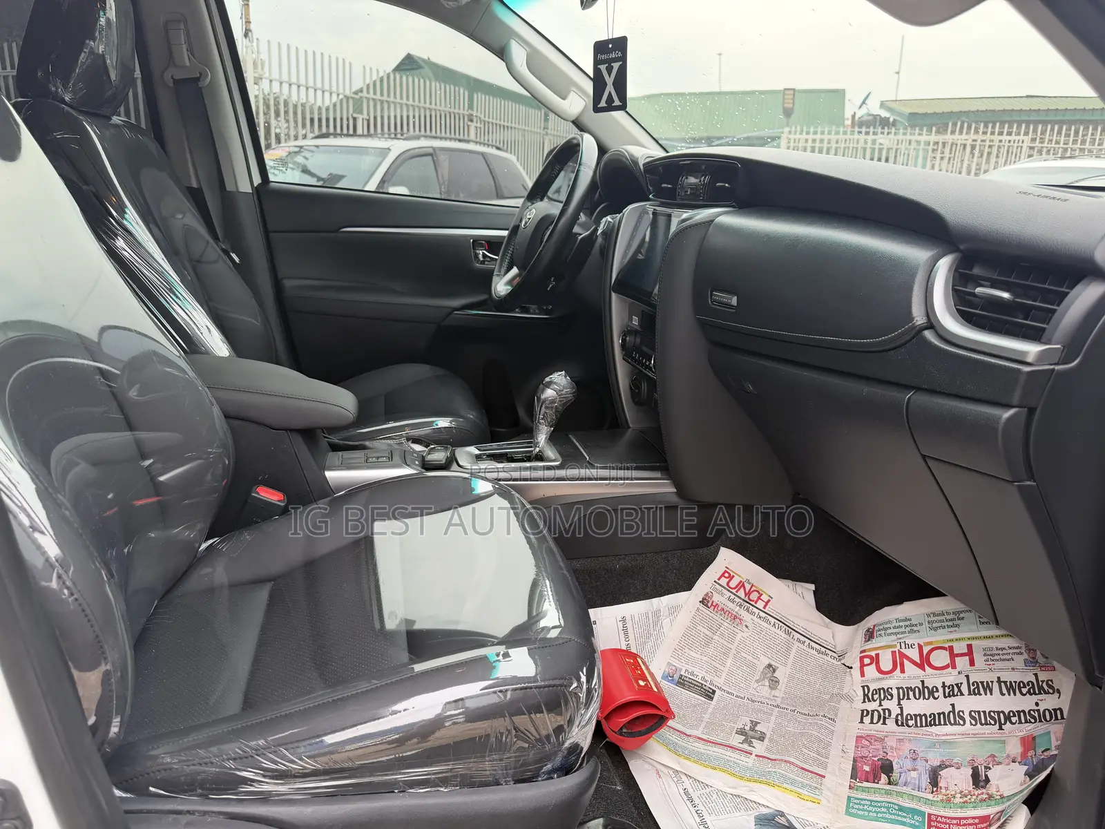 Toyota Camry SE 4dr Sedan (2.5L 4cyl 6A) 2012 Black