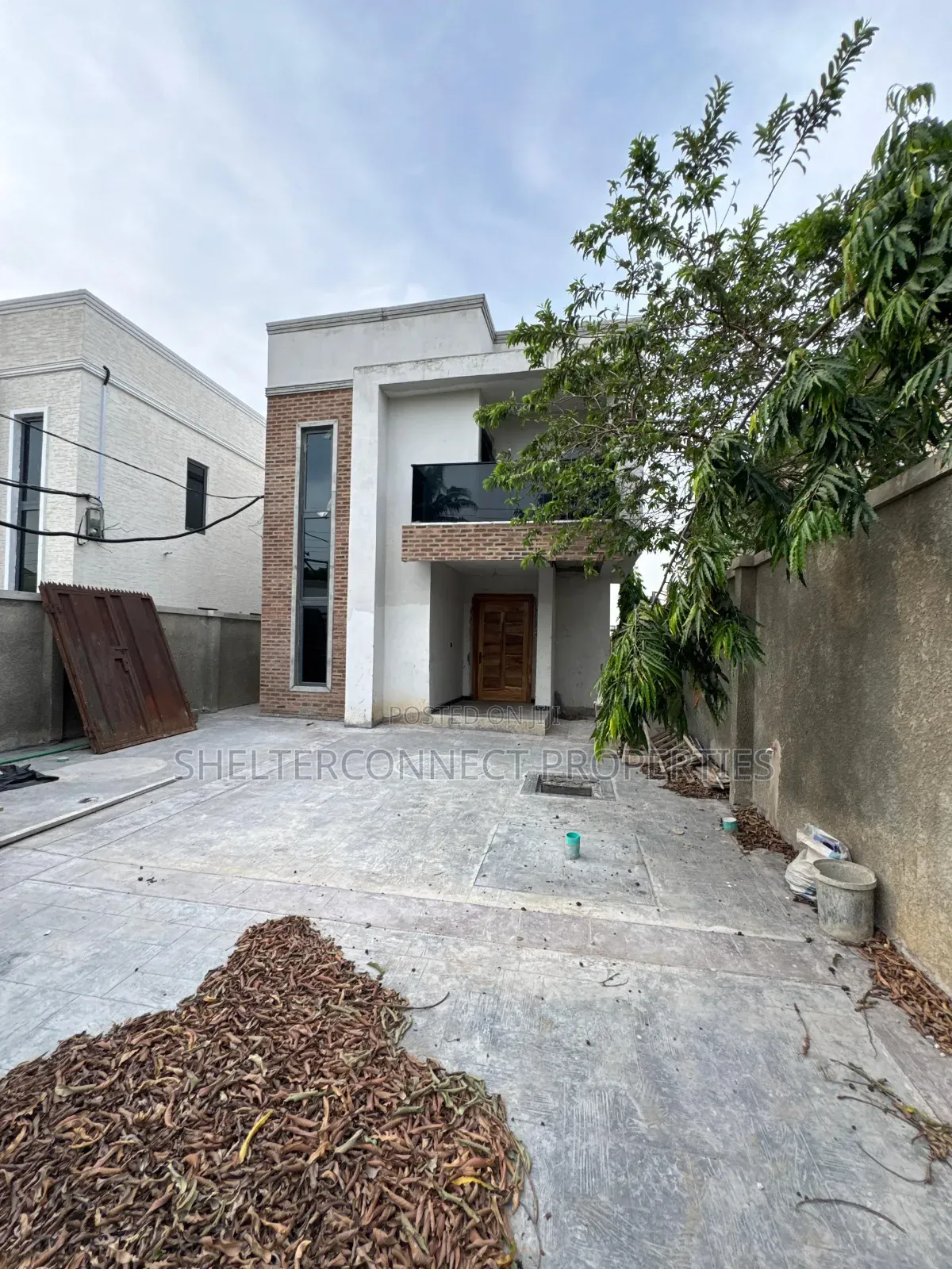 4bdrm Duplex in Oko-Oba for sale