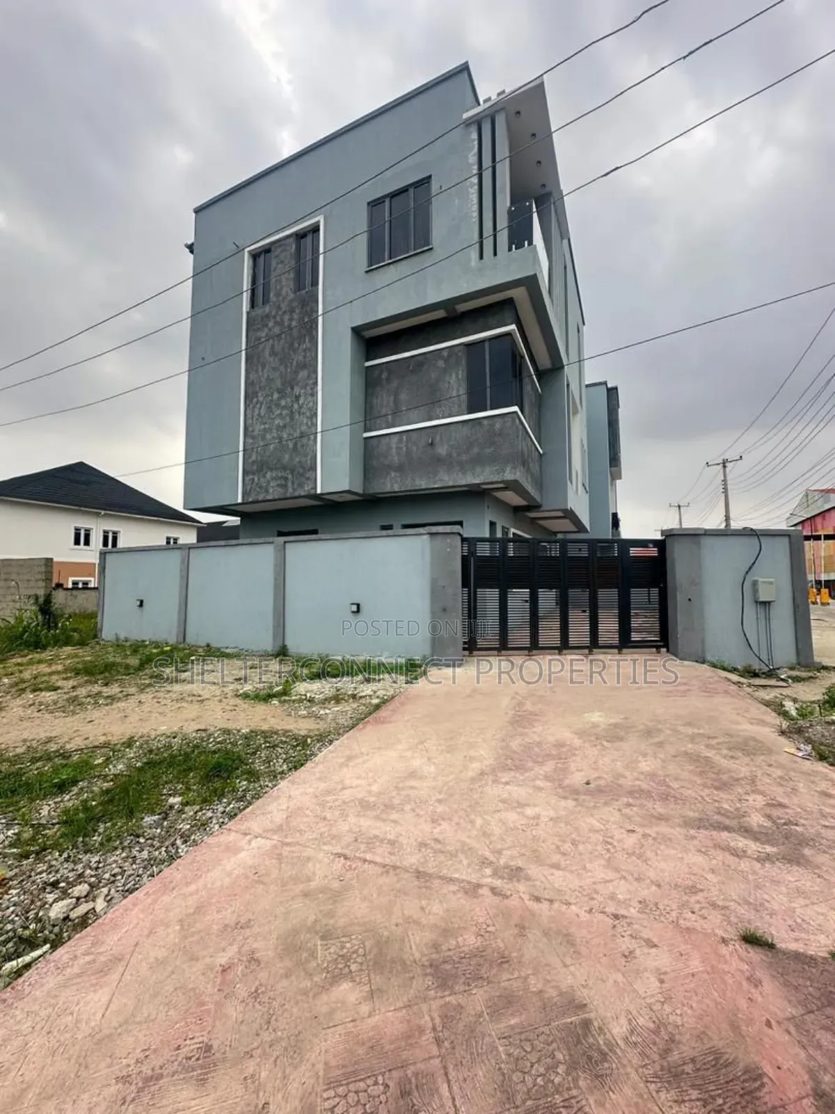 5bdrm Duplex in Ikeja GRA for sale