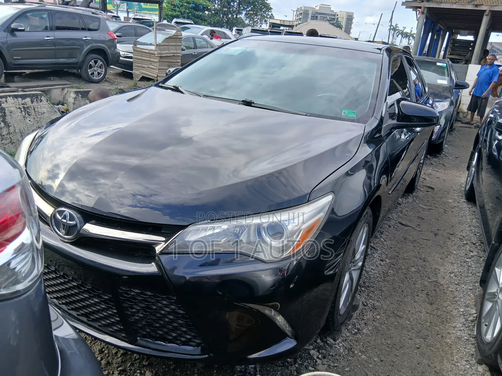 Toyota Camry SE w/Special Edition Pkg (2.5L 4cyl 6A) 2016 Black