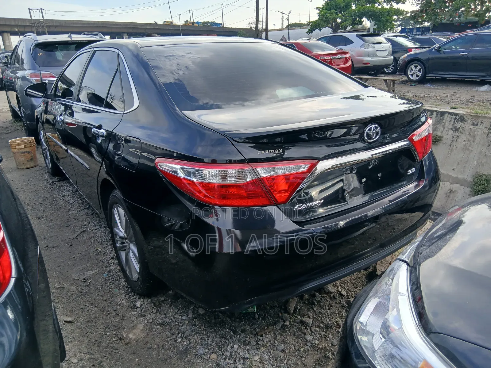 Toyota Camry SE w/Special Edition Pkg (2.5L 4cyl 6A) 2016 Black