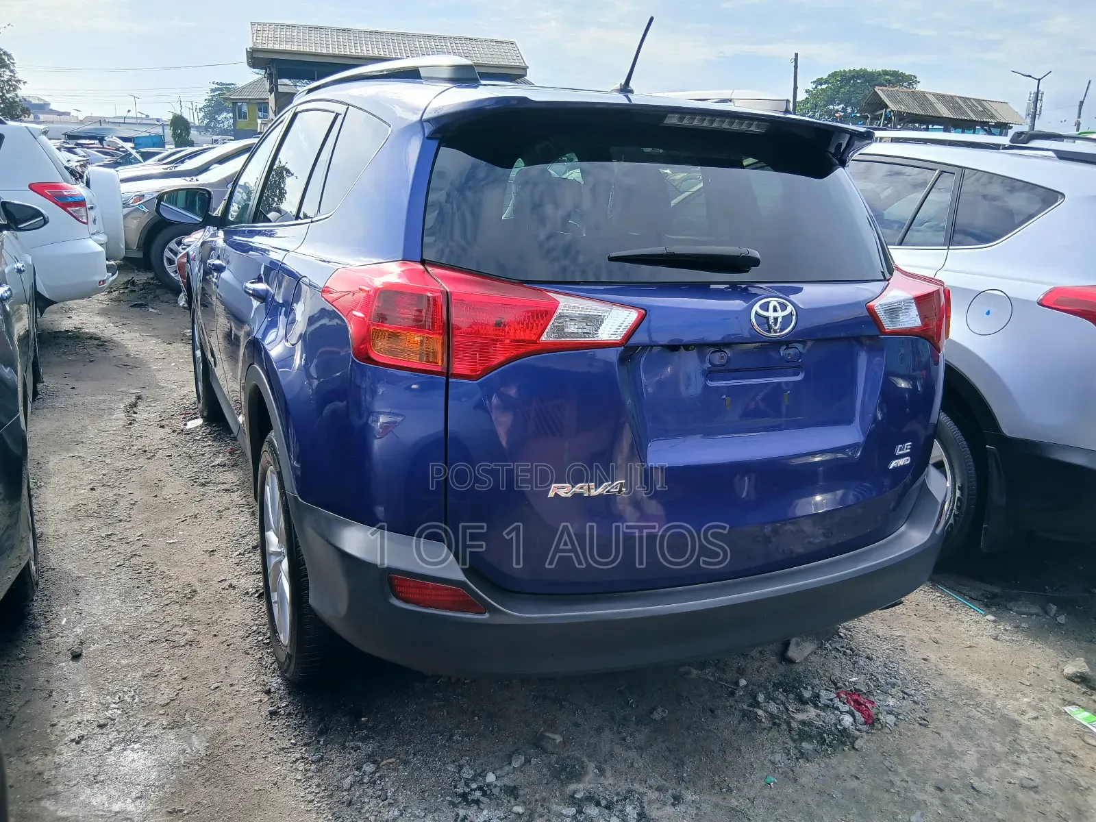 Toyota RAV4 LE 4dr SUV AWD (2.5L 4cyl 6A) 2014 Blue