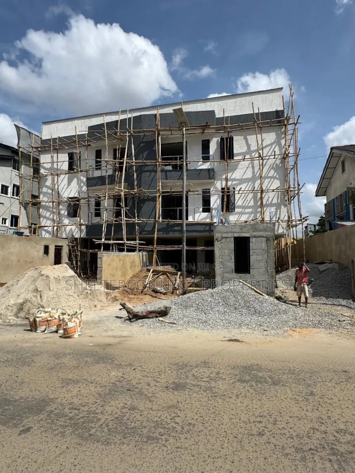 4bdrm Duplex in Sabo / Yaba for sale