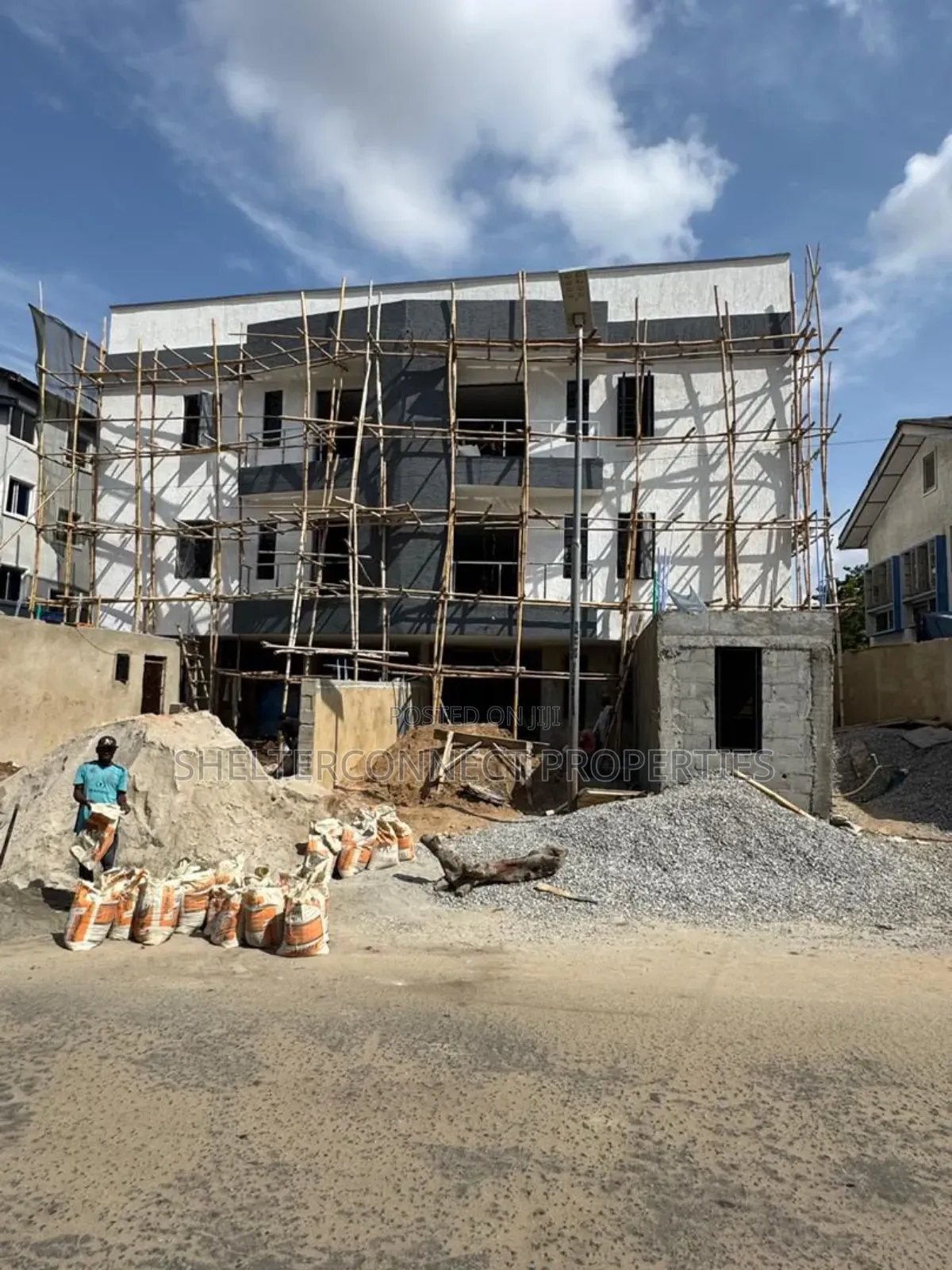 4bdrm Duplex in Sabo / Yaba for sale