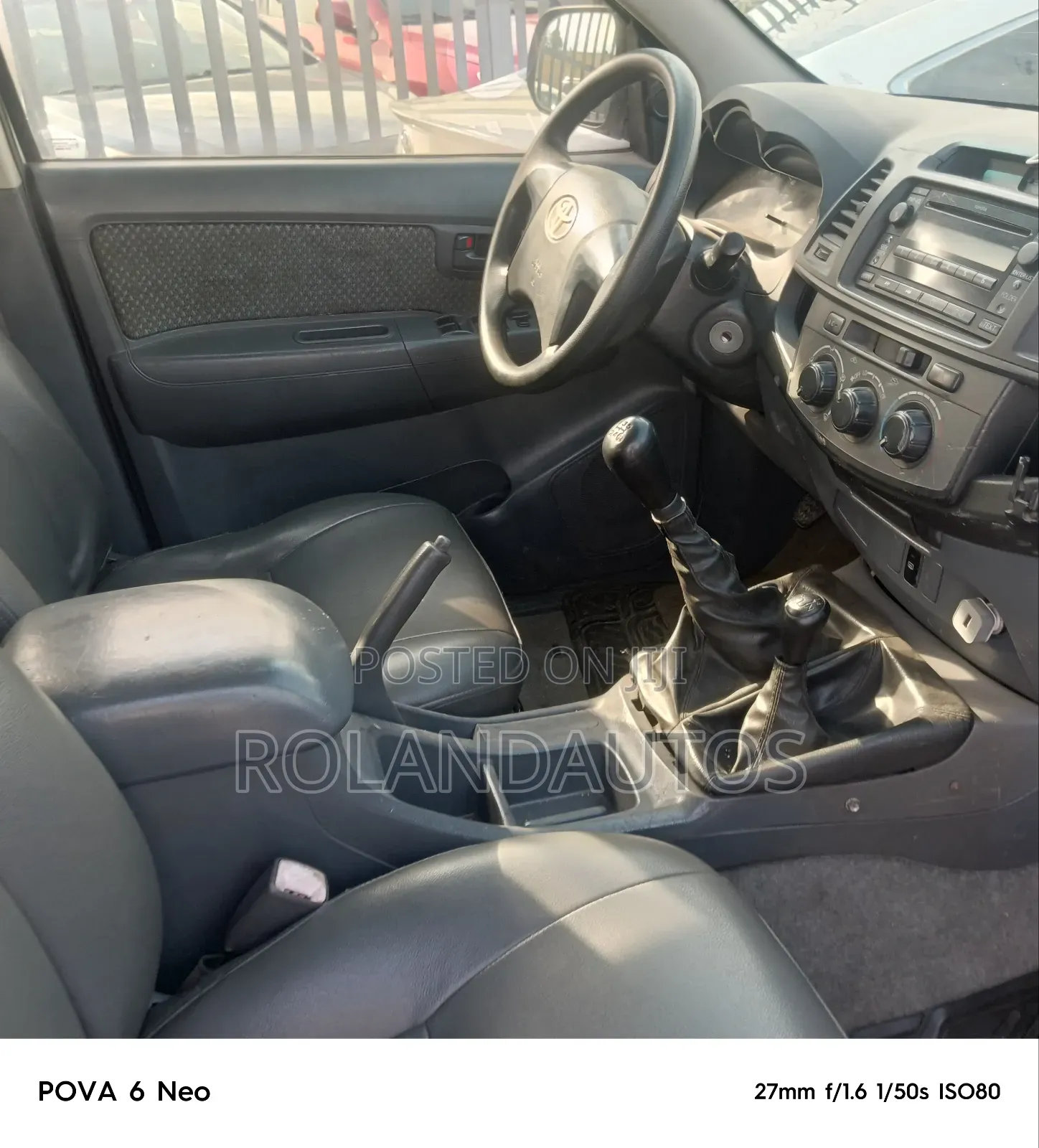 Toyota Hilux 2.5 D-4D 4X4 SRX 2010 White