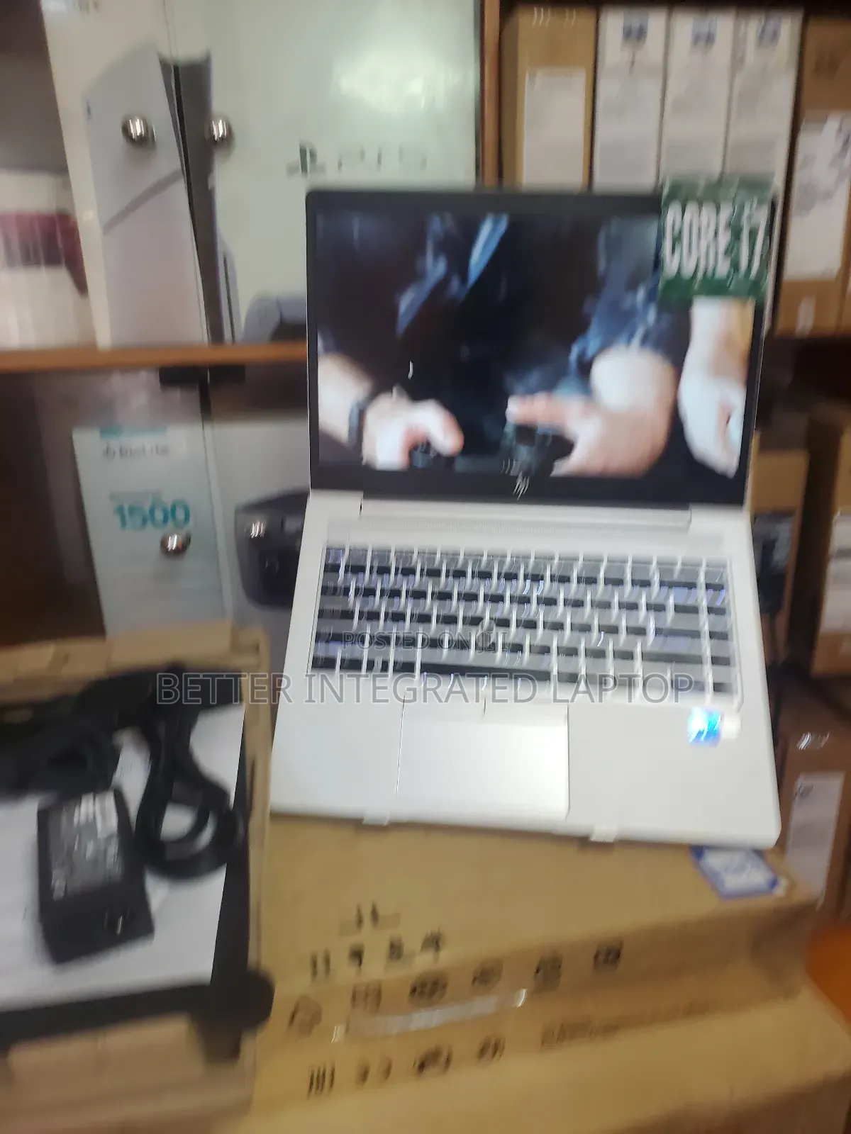 New Laptop HP EliteBook 840 8GB Intel Core 7 SSD 256GB