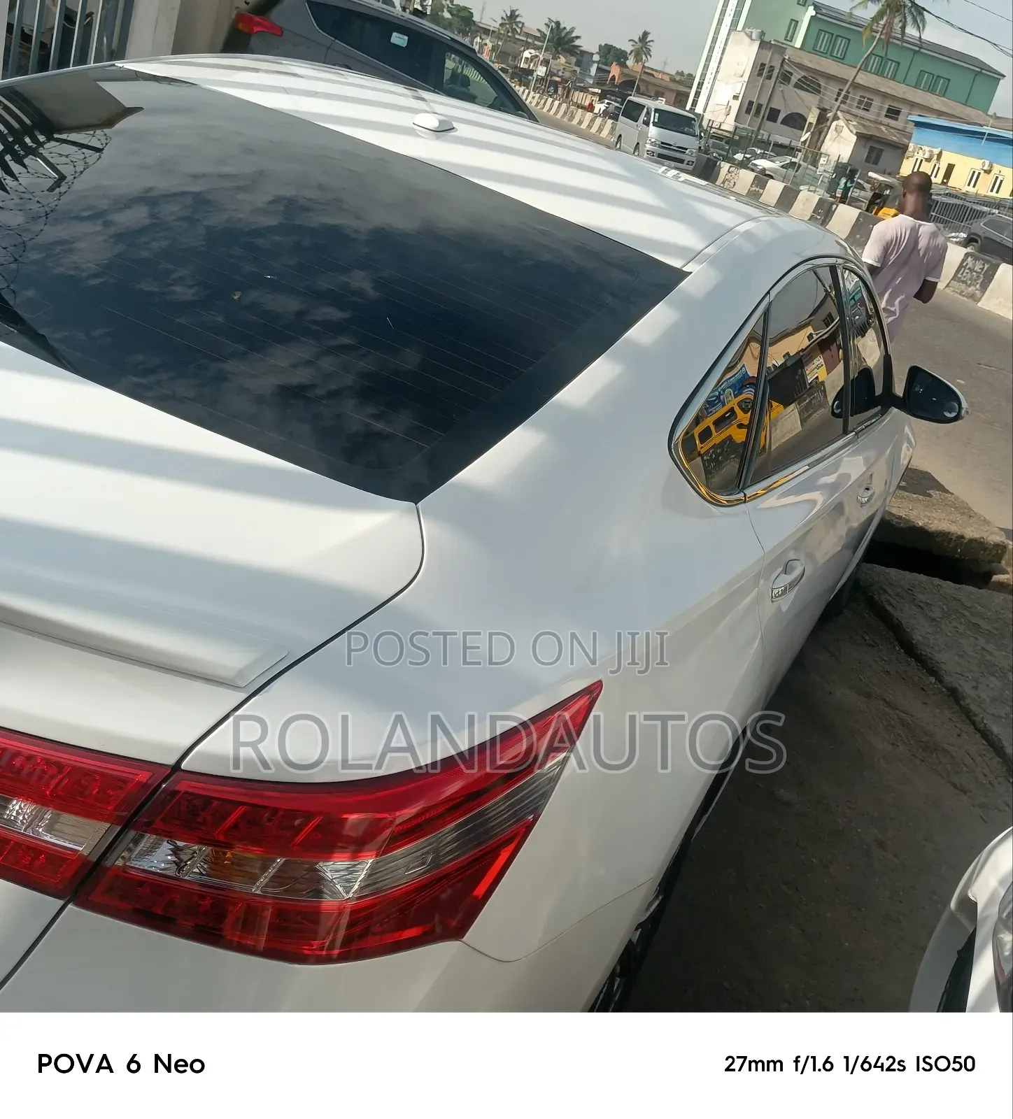 Toyota Avalon XLE 4dr Sedan (3.5L 6cyl 6A) 2014 White
