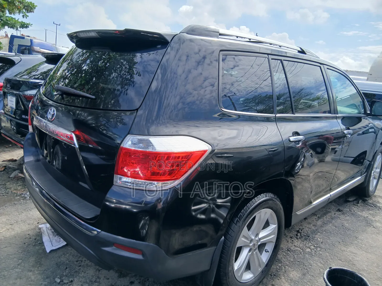 Toyota Highlander Limited 3.5l 4WD 2013 Black