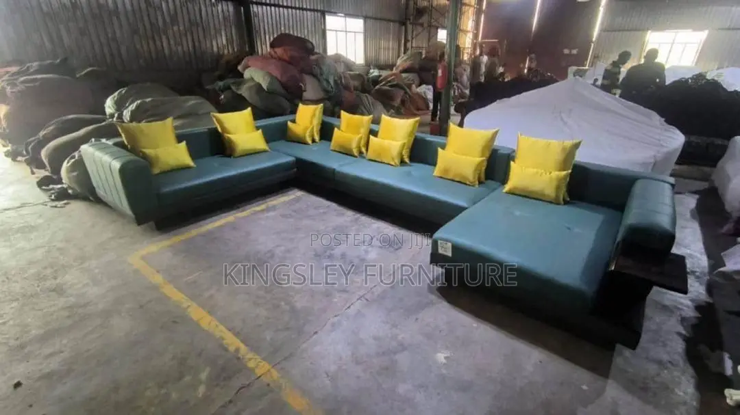 Quality Standard Foreign Luxurious Seven Seater Sofa