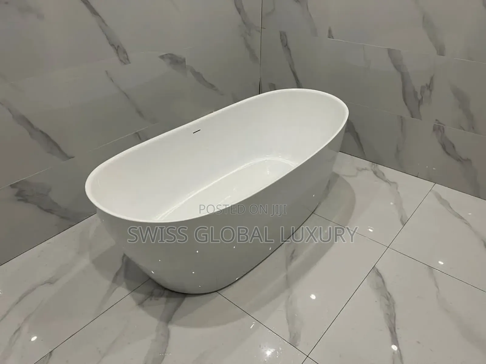High Quality Standard Acrylic Bathtub