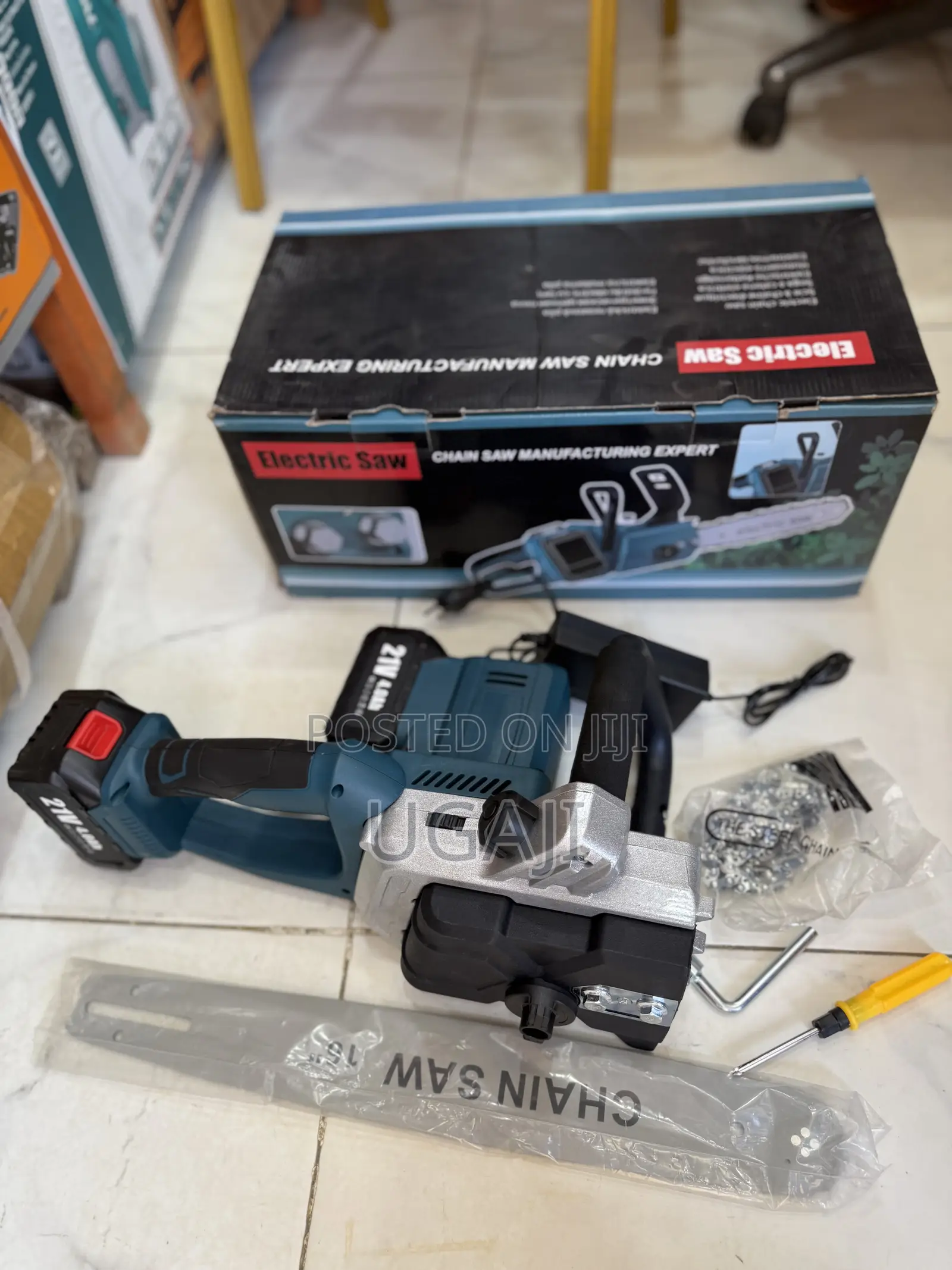 Lithium Chain Saw
