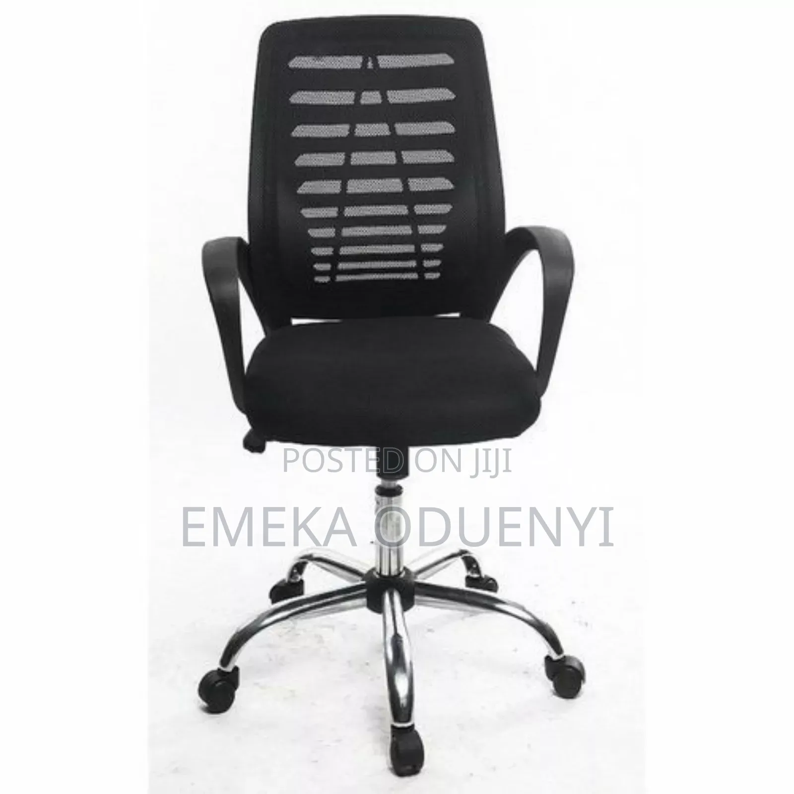 Victory R Swivel Office Chair- Black