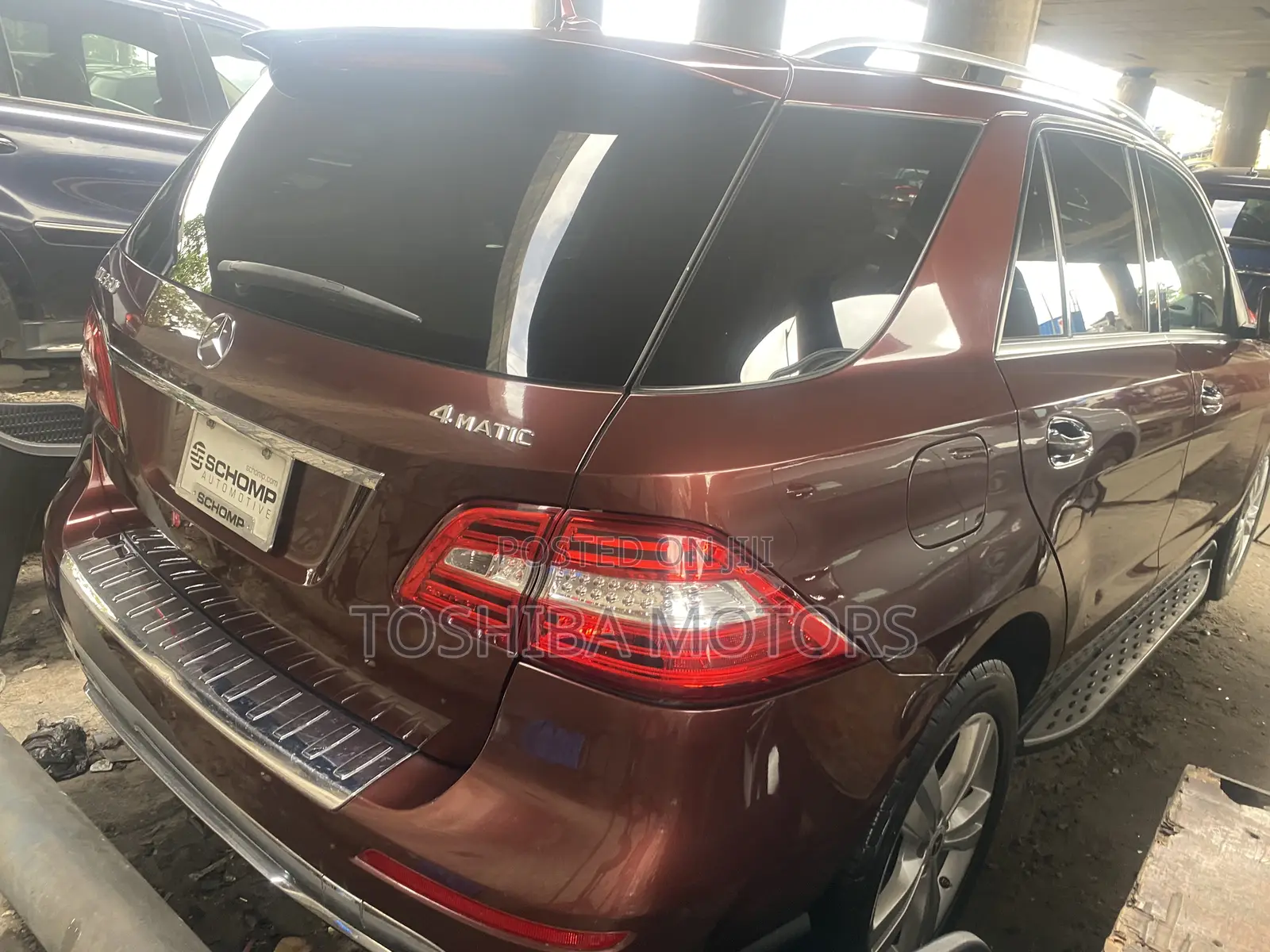 Mercedes-Benz M Class ML350 4MATIC 4dr SUV AWD (3.5L 6cyl 7A) 2015 Red