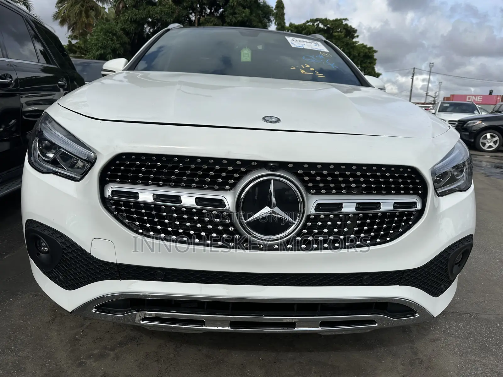 Mercedes-Benz GLA 250 2021 White