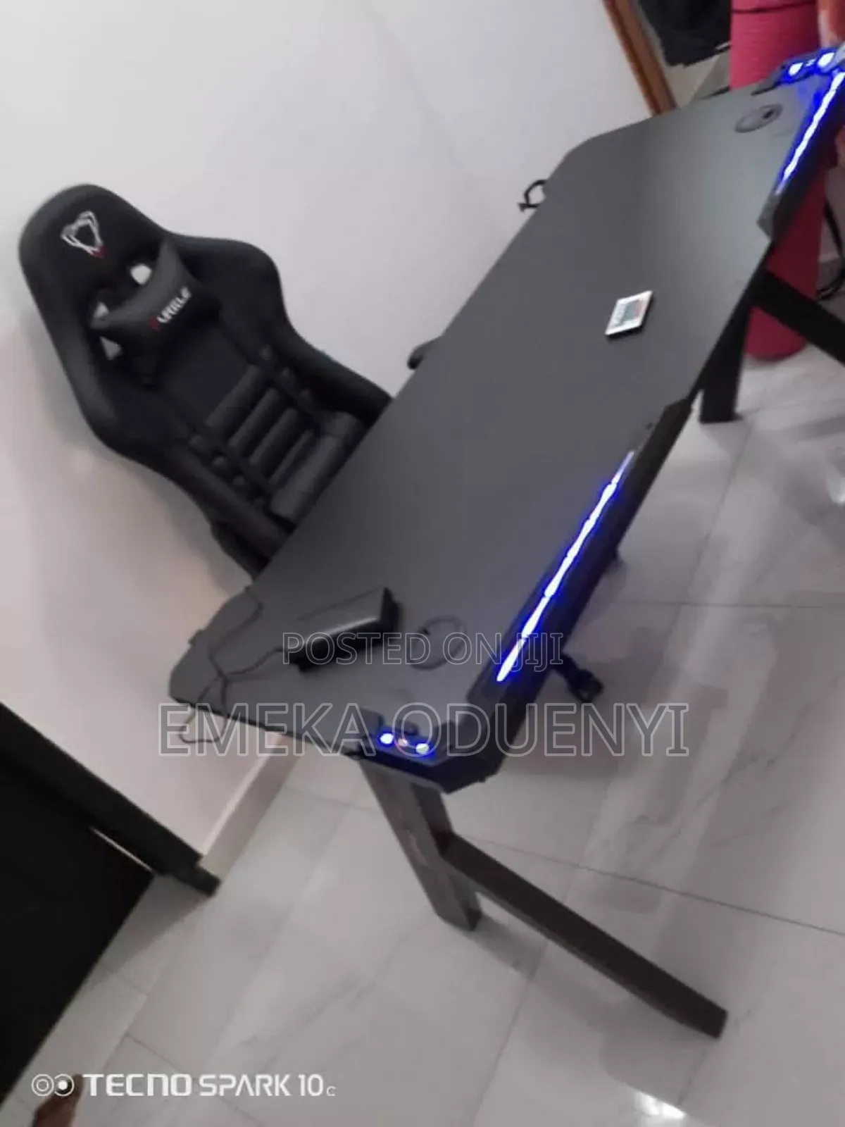 Furgle Gaming Chair and Gaming Desk With Led Light