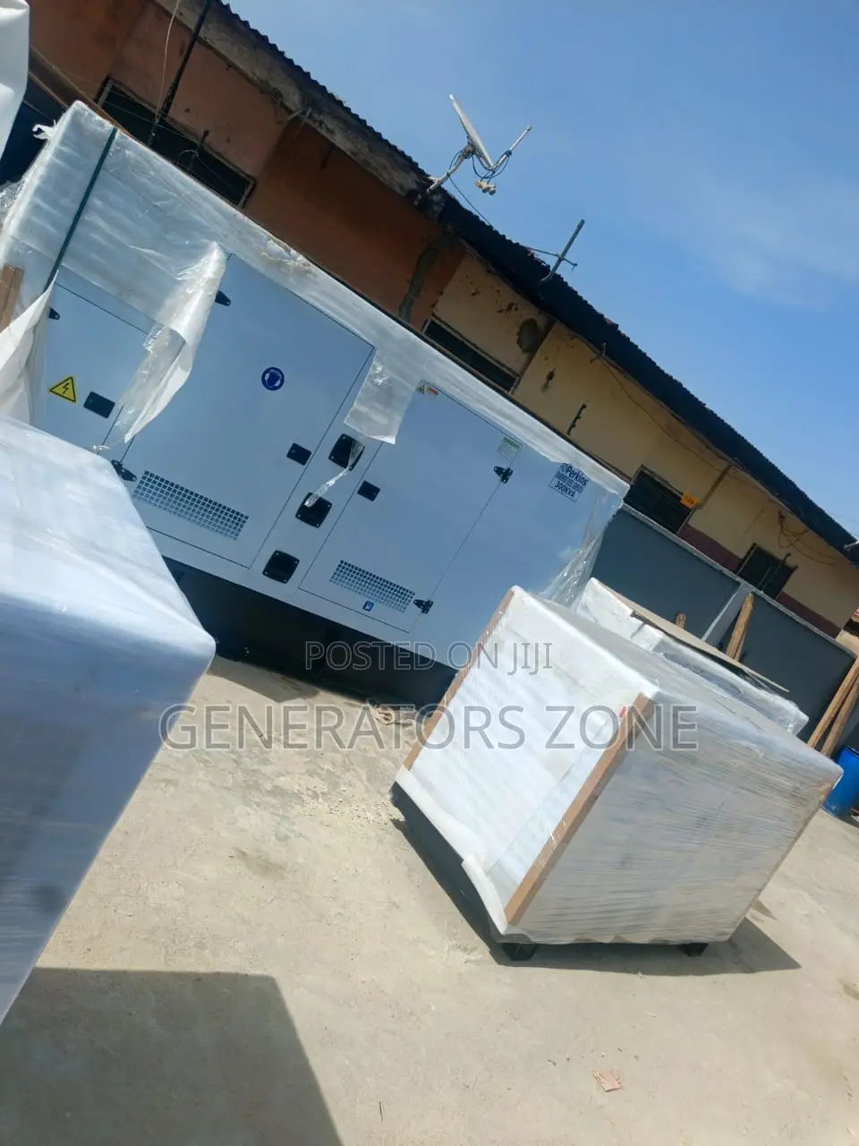 300kva Soundproof Generator Diesel Utility Unit - Perkins
