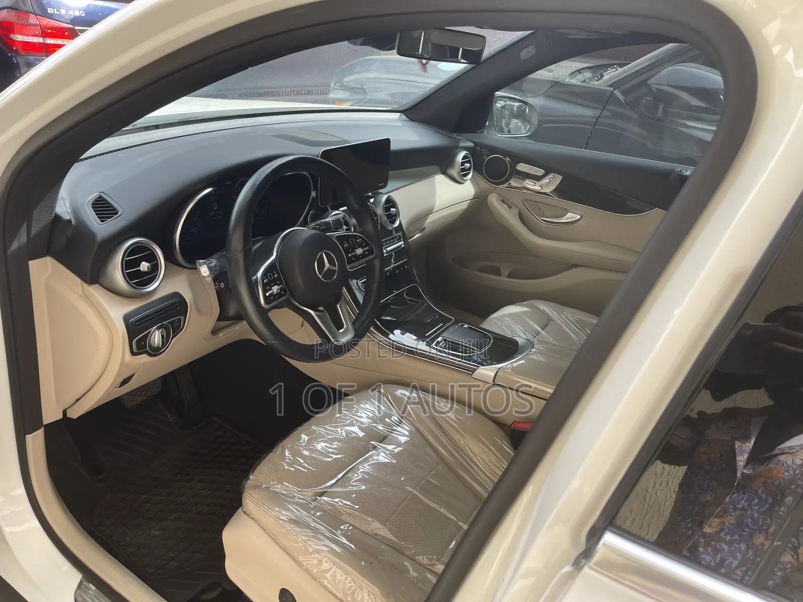 Mercedes-Benz GLC-Class 2019 White