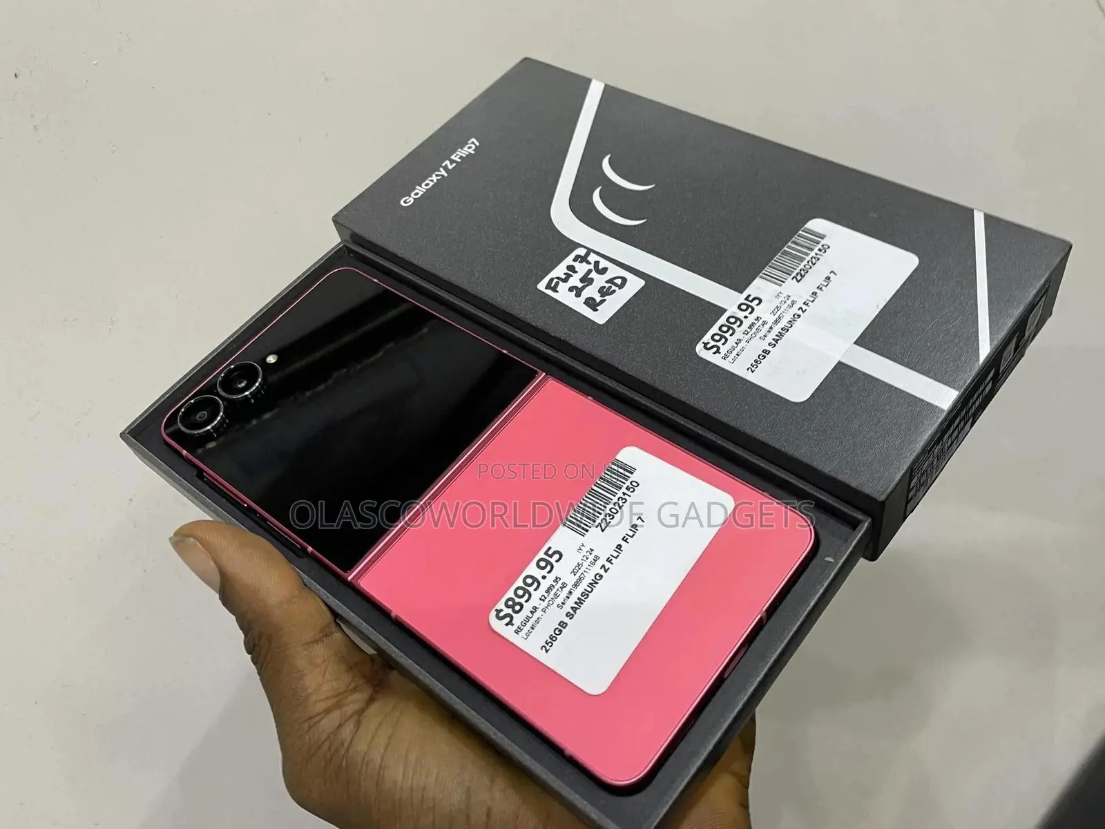 New Samsung Galaxy Z Flip7 256 GB Red