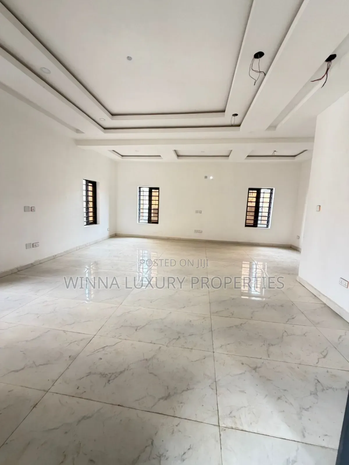 4bdrm Duplex in Life Camp for sale