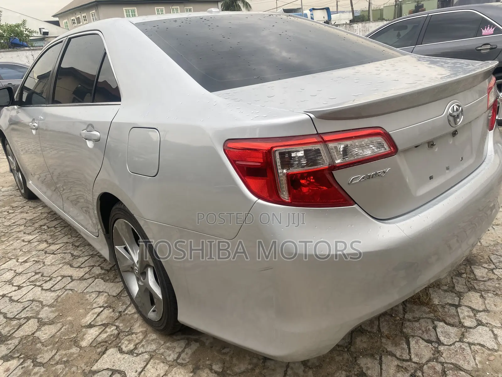 Toyota Camry SE 4dr Sedan (2.5L 4cyl 6A) 2014 Silver
