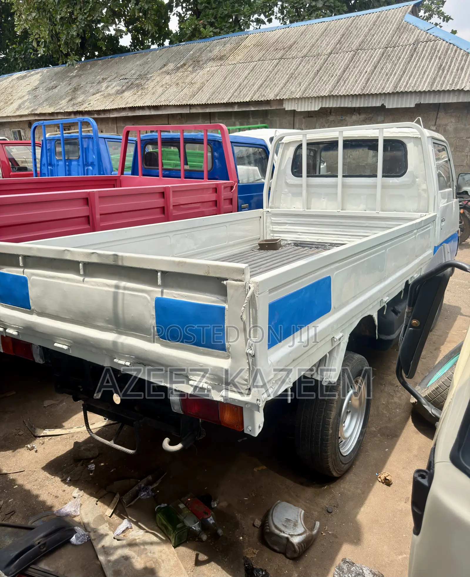 Nissan Cabstar 1998 White