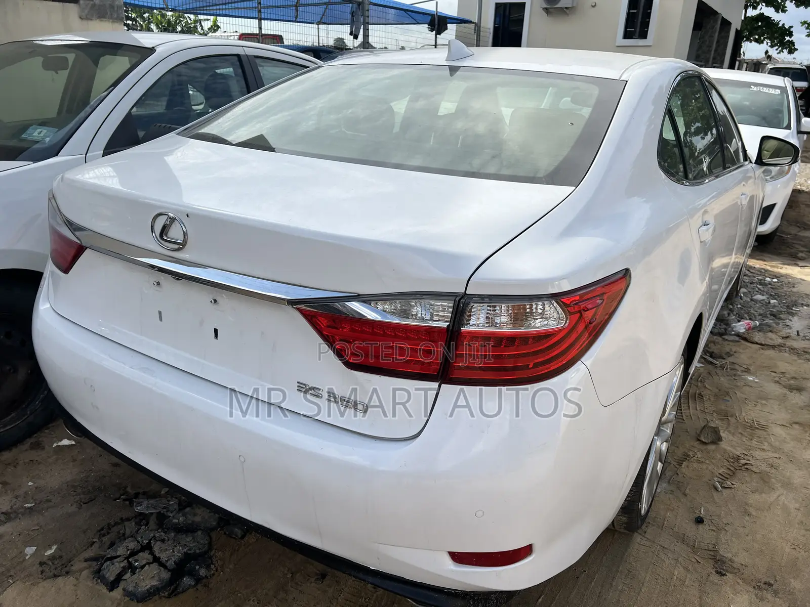 Lexus ES 350 FWD 2014 White