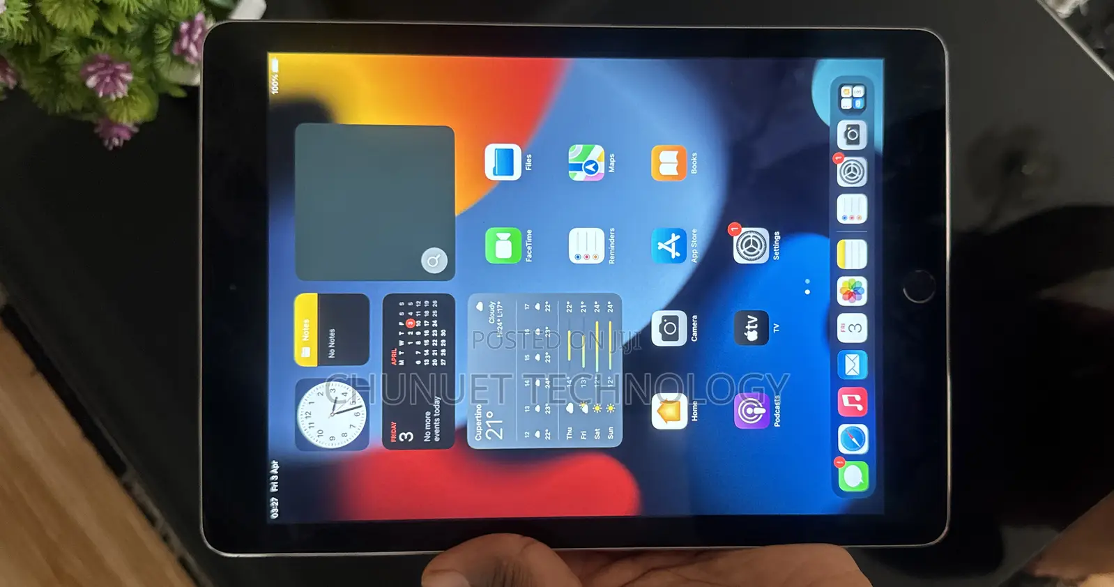 Apple iPad Air 64 GB Black